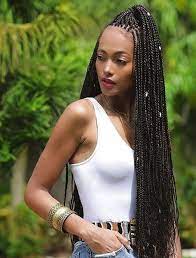 20 Coolest Knotless Box Braids For Carefree Ladies In 2021 Box Braids Hairstyles Short Box Braids Short Box Braids Hairstyles