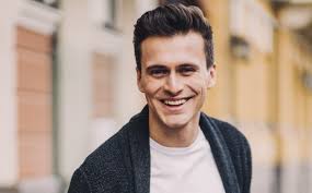 Народный депутат украины ix созыва. Oleksandr Skichko Stav Veduchim I Prodyuserom Vechirnogo Shou Na Ukrayini Detektor Media