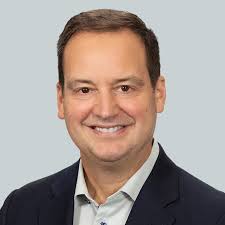 Jeff Arrowsmith's Instagram, Twitter & Facebook