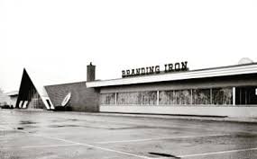 Få snabba svar från personal och tidigare gäster på the branding iron restaurant and catering. 60 Years Ago Today The Branding Iron Restaurant Opened In Oak Lawn Il It Was Located At 4200 W 95th St Vanished Chicagoland Stories