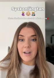 Melissa Kochanski's Instagram, Twitter & Facebook