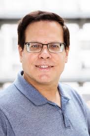 Robert Ihle's Instagram, Twitter & Facebook