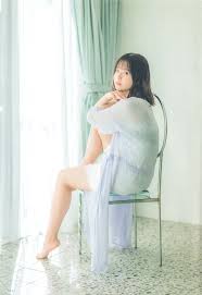 佐藤璃果の太ももがエロすぎてたまらんｗｗｗ | エロネタ画像庫