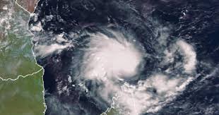 Coastal western australia communities have been told to brace for cyclonic weather today as heavy rain. Cyclone Kenneth To Hit Zimbabwe Today Zim News Zimbabwe Latest News Headlines Today Breaking Top Stories Live Now