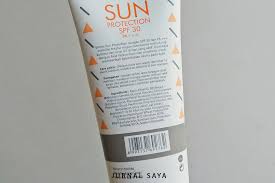 Emina sun battle sun protection spf 45 pa +++. Battle Sunscreen Under 50k Nivea Vs Emina Jurnal Saya