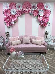 Martes, 8 de marzo de 2011. 31 Ideas Para Decorar Con Flores De Papel Paper Wall Decor Paper Flower Wall Paper Flowers