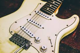 Never, ever, ever attempt to quantify your total guitar progress in any other way than the total number of hours invested in your lifetime. 11 Tips To Playing Electric Guitar For Beginners