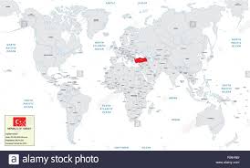 Knapp drei prozent des staatsgebietes im nordwesten des landes liegt auf dem europäischen kontinent. Weltkarte Mit Der Republik Turkei Kleine Informationen Und Flagge Stock Vektorgrafik Alamy