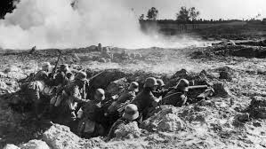 Oder ich habe mich versehen, jedenfalls habe ich in einer anderen quellen gelesen, dass durch den atomangriff der usa auf japan (nagasaki) und dessen kapitulation am 9. Erster Weltkrieg Wie Das Deutsche Reich In Den Krieg Zog Ndr De Geschichte Chronologie