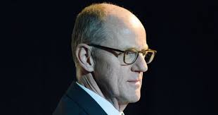 Gibb criticised for summer-born admissions delay