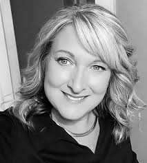 Crowder announces bid for city council seat