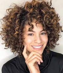 New Hairstyles That Make You Look Younger Short Bob Hairstyles Hair Styles Bob Hairstyles