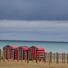 The property features sea views and is 3.5 km from plopsaland and. La Plage De La Panne Lapanne Depanne Vlaanderen Belgique Belgium Flandres Flanders Plage Beach Sea Mer Merdunord Pixoftheday Photooftheday Photod
