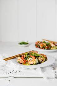 Keto Garlic Sesame Prawns Recipe Diet Doctor Recipe Shrimp Recipes For Dinner Cheap Healthy Dinners Lchf Recipes