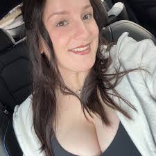 Eyebrow threading or waxing in West Brant?