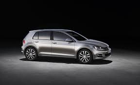 Cars reached volkswagen dealers in the golf's european d. Volkswagen Golf Vii Official Specs And Images Released Autoevolution