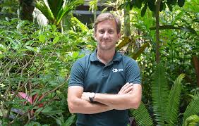 This French Expat Set Up His Own Company Healthcare Costs Health Insurance Plans Best Health Insurance