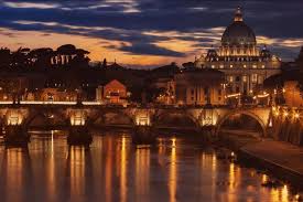 Classement Hotels Com Les 10 Destinations Preferees Des Francais Voyage Autour Du Monde Destinations Lieux De Vacances