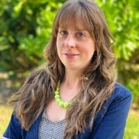 Gillian Doehring's Instagram, Twitter & Facebook