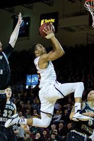 Men S Basketball Uses Second Half Comeback To Top Rival Wmu Comebacks Men Chris Fowler
