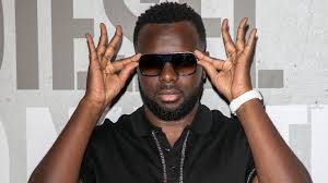 Tel est le nom de celle qui joue le rôle de la plus belle femme de la ville dans le clip désormais célèbre du rappeur. Maitre Gims Qui Est La Bella De Sa Chanson Actu Maitre Gims Nrj Fr