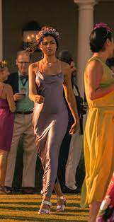 Throughout the entire season, the audience learn more about the main cast of characters which works in the favor of some but against others. Kiara In A Gown Outer Banks Season 1 Tv Fanatic