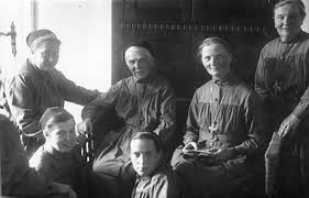 Najczęściej w ramach gier jest to rywalizacja z nieznanymi, więc nie jest to nawet do końca proces osobowościowy. Nasza Polityka Jest Milosc Sw Urszula Ledochowska