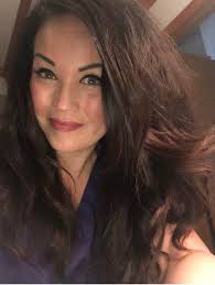 One year to go till I reach my goal of knee-length :-)