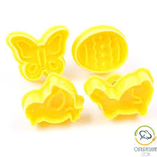 4 Emporte Pieces Decoratifs Et Amusants En Plastique Biscuit Cake Cake Mold Fondant Cookies
