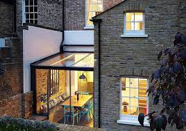 Our gallery covers everything from modern box extensions to traditional designs in keeping with period features. Hut Deftly Extends A Victorian House In London S Mile End With A Jewel Like Glass Box