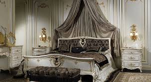 La camera da letto secondo bizzotto. Casa Padrino Set Di Camera Da Letto In Stile Barocco Di Lusso Bianco Oro 1 Toletta 1 Specchio 1 Poltrona Magnifico Mobili Camera Da Letto Mobili Hotel Mobili Castello Casa Padrino De