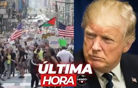 INICIAN PROTESTAS CONTRA TRUMP. Manifestantes toman las calles de EEUU y  hacen petición (VIDEOS) 👉 https://mundo.social/42pPdG0
