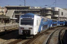 Official mobile application of fertagus showing the services provided by the company, namely the timetables of both the train and the buses of sulfertagus. Apenas 12 Comboios Da Fertagus Circularam Ate As 9h Devido A Greve Ultima Hora Sabado
