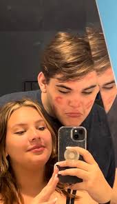 Urgent shared apartment near USF Tampa available