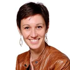 Enfin diplômée ! 🎓 Aujourd'hui, je suis fière de partager cette étape…