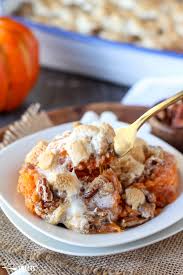Cinnamon cookies recipe trisha yearwood food network / chewy chai sugar cookies with cinnamon, cardamom, ginger, allspice and black pepper are a seasonal, flavorful twist on classic sugar cookies. This Sweet Potato Casserole With Marshmallows Is Too Good All Created