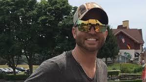 Frank Moceri's Instagram, Twitter & Facebook