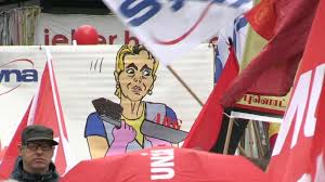 Le comité d'organisation des manifestations du 1er mai est constitué par les membres collectifs que sont les organisations suivantes : Fete Du Travail Pour Le 1er Mai Les Suisses Appellent A L Egalite Salariale