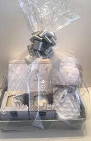 Baby Gift Basket Unisex Baby Hamper Baby Shower Gift New Born Baby Neutral 1000 In 2020 Baby Boy Shower Gifts Basket Baby Gifts Baby Shower Gifts