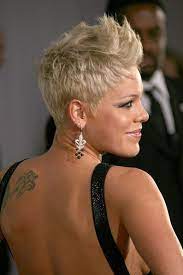 The back of the gorgeous smooth style is tapered into the neck, and make short, casual layers till the top and sides. Pin On Hair