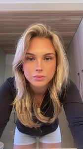 Ella Whang Best Pics