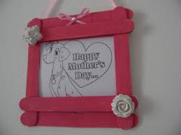 Per cominciare procurati il materiale necessario: Cornice Portafoto Per La Festa Della Mamma Pipiuleria