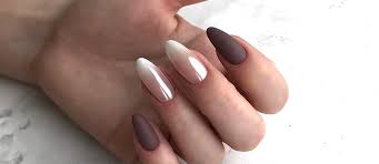 Developed with champion nail technicians for the profession's future champions, crystal nails acrylic nail supplies are revolutionary feats of chemical engineering. 27 Breathtaking Designs For Almond Shaped Nails My Stylish Zoo