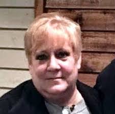 Debbie Harter's Instagram, Twitter & Facebook