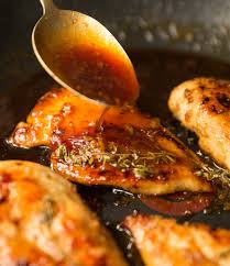 These Honey Garlic Chicken Breasts Are Made In One Pan With Basic Pantry Ingredients The Perfect Qu Garlic Chicken Recipes Honey Garlic Chicken Chicken Dinner