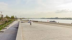 Het projectgebied nieuw zuid is grotendeels in eigendom van de „ontwikkeling nieuw zuid nv‟ en zal op korte termijn worden ontwikkeld in functie van een 2. Scheldekaaien