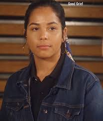 Leila Ramos's Instagram, Twitter & Facebook