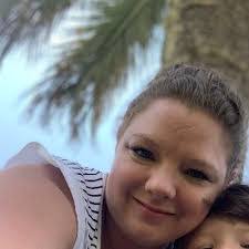 Heidi Mccune's Instagram, Twitter & Facebook