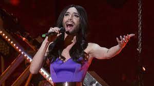 O metamorfozie austriackiego piosenkarza thomasa neuwirtha, znanego jako conchita wurst. Conchita Wurst Reveals Hiv Diagnosis Bbc News