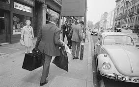 Maybe you would like to learn more about one of these? El Golpe Al Lloyds Bank Forbes Espana